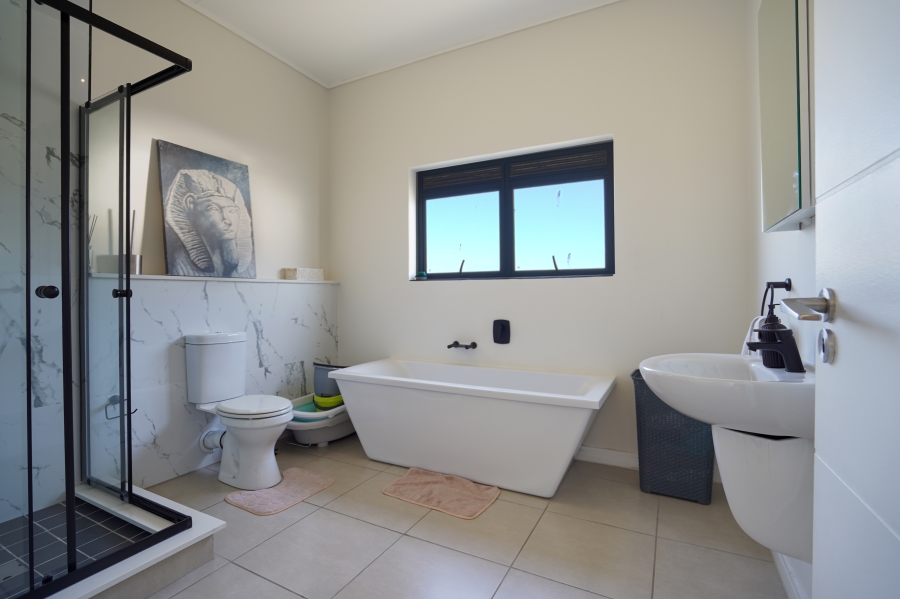2 Bedroom Property for Sale in Sandown Western Cape